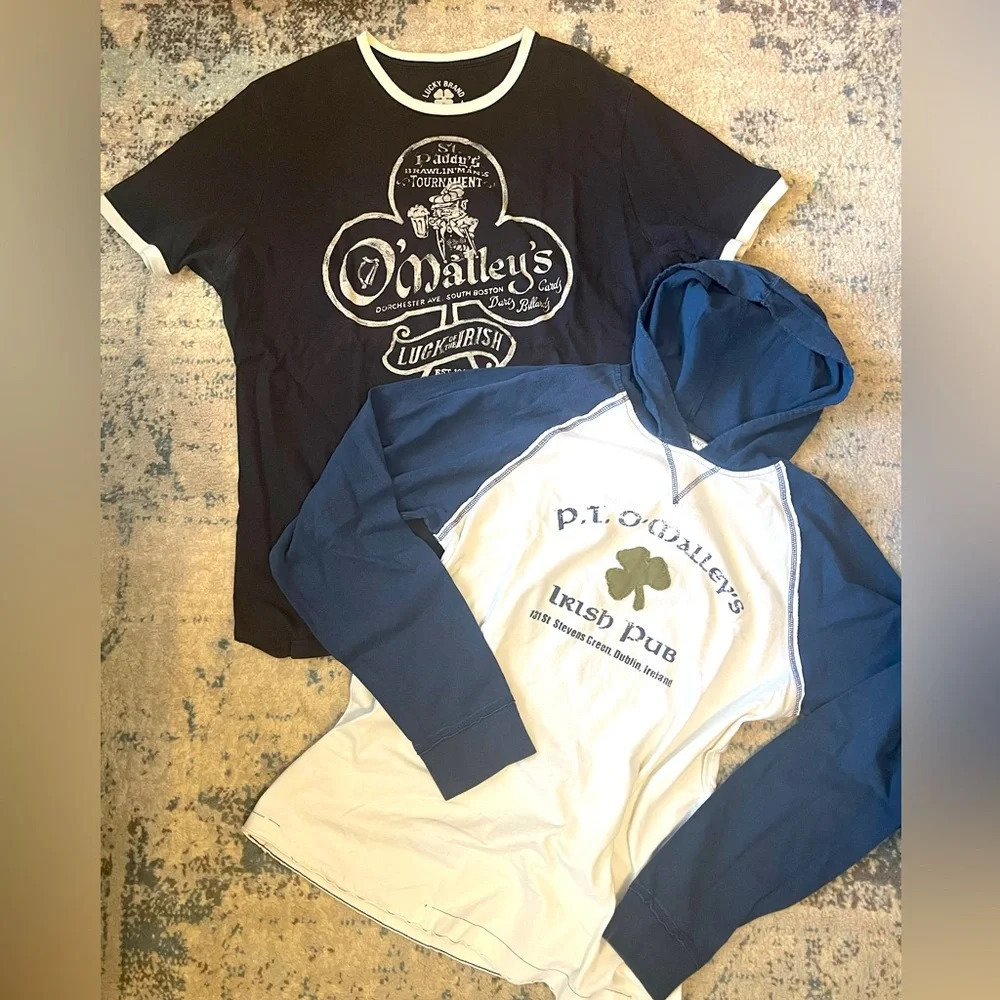 Vintage 90s Men’s TShirt and Hooded Longsleeve Bundle.  O’Malleys‎ Pub. Size XL